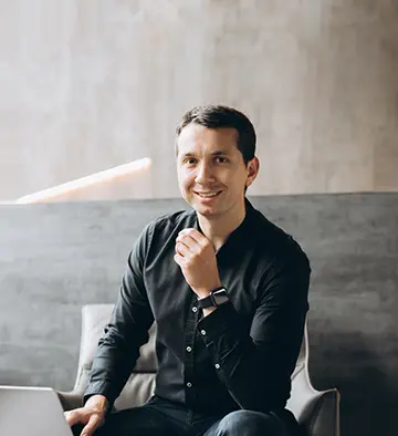 Everglow LED Technology – High-Resolution Displays for Retail, Corporate, and OOH Applications