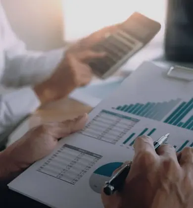 Everglow LED Technology – High-Resolution Displays for Retail, Corporate, and OOH Applications